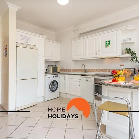 #272 T2 Bicos Flat J By Holidays Apartament